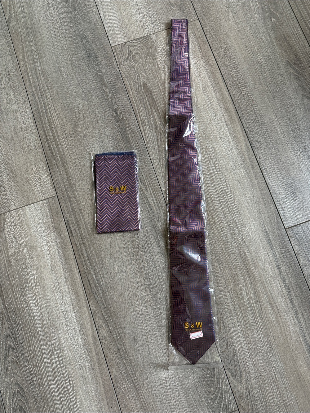 Purple Chevron Men’s Silk Tie and Pocket Square Set